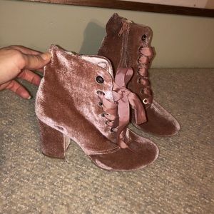 Kenneth Cole Reaction